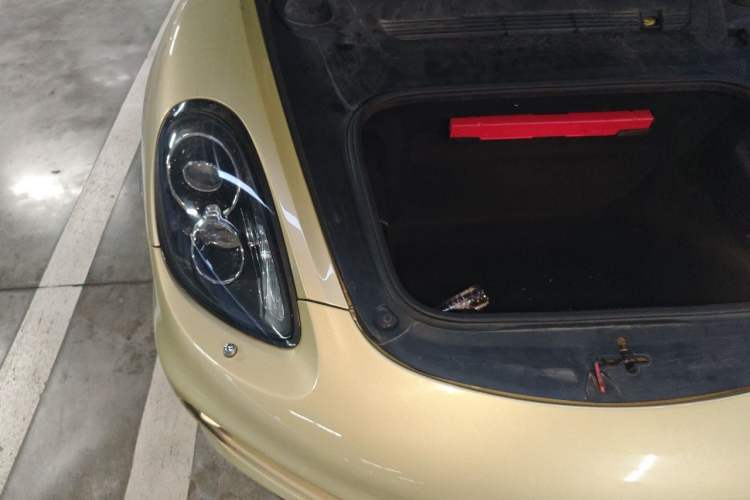 Used Porsche Cayman 2013 Cayman 2.7L Engine Bay Right