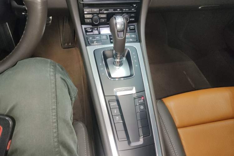 Used Porsche Cayman 2013 Cayman 2.7L Gear Lever
