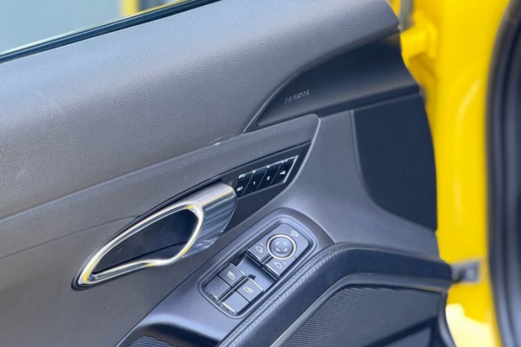 Used Porsche Cayman 2013 Cayman 2.7L Interior 2