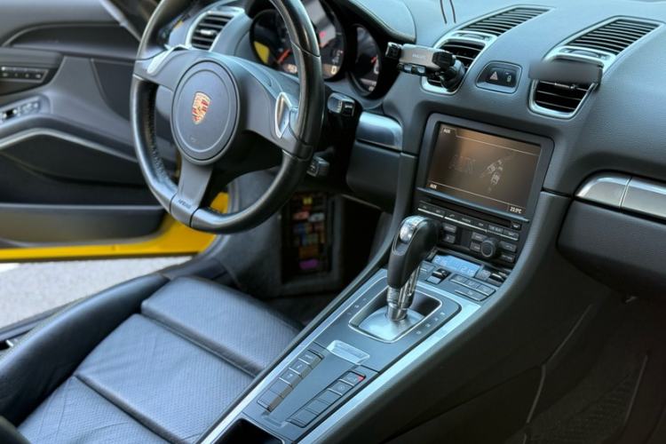 Used Porsche Cayman 2013 Cayman 2.7L Interior 3