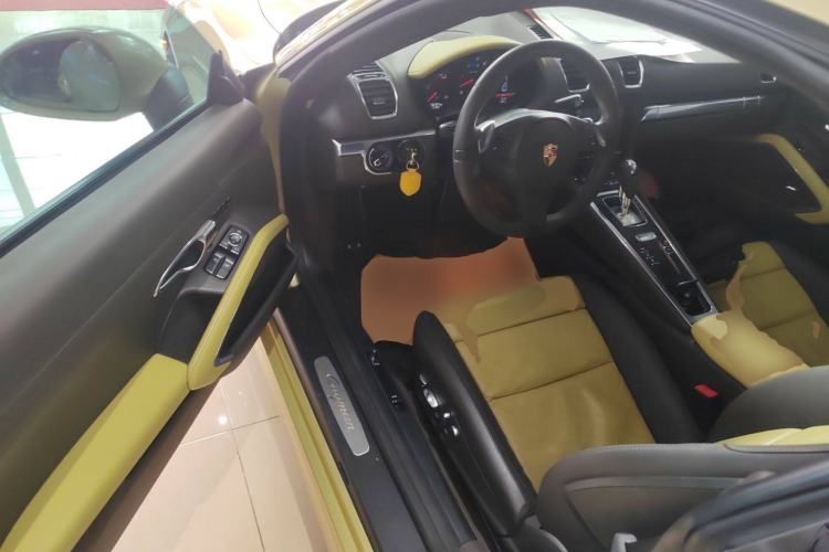 Used Porsche Cayman 2013 Cayman 2.7L Interior 3