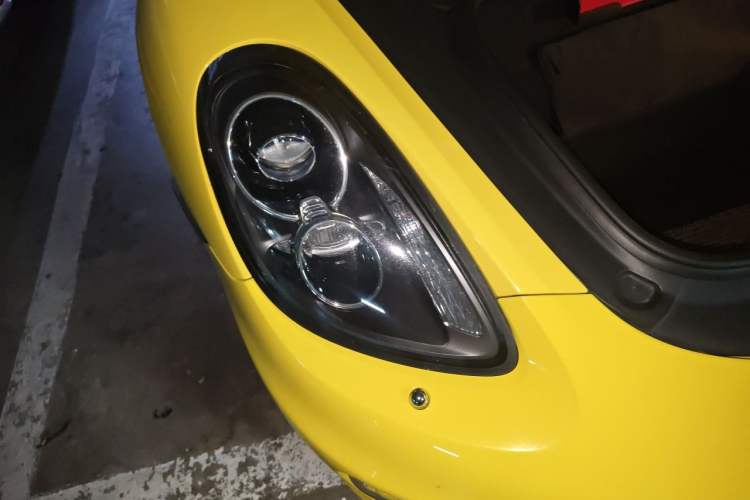 Used Porsche Cayman 2013 Cayman 2.7L Right Front Headlight