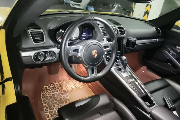 Used Porsche Cayman 2013 Cayman S 3.4L Steering Wheel