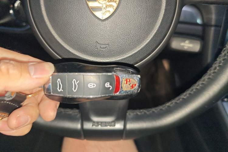 Used Porsche Cayman 2013 Cayman 2.7L Vehicle Key