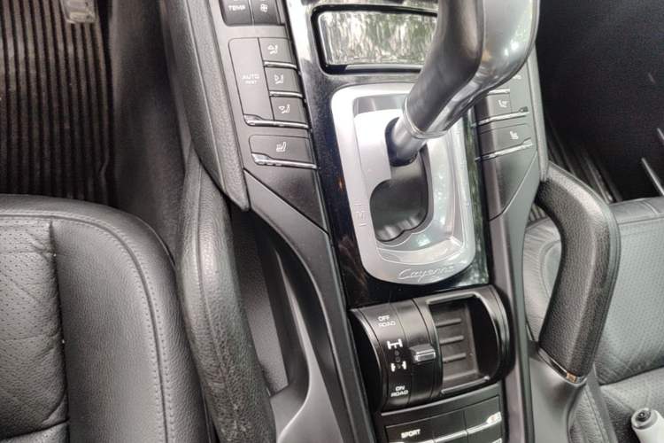 Used Porsche Cayman  Gear Lever