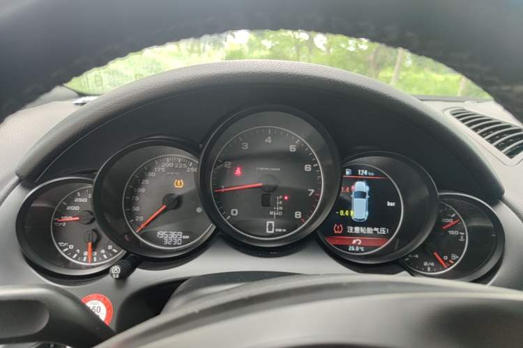 Used Porsche Cayman  Instrument Cluster