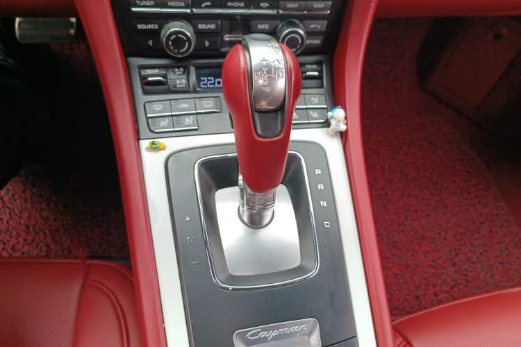 Used Porsche Cayman 2014 Cayman GTS 3.4L Gear Lever