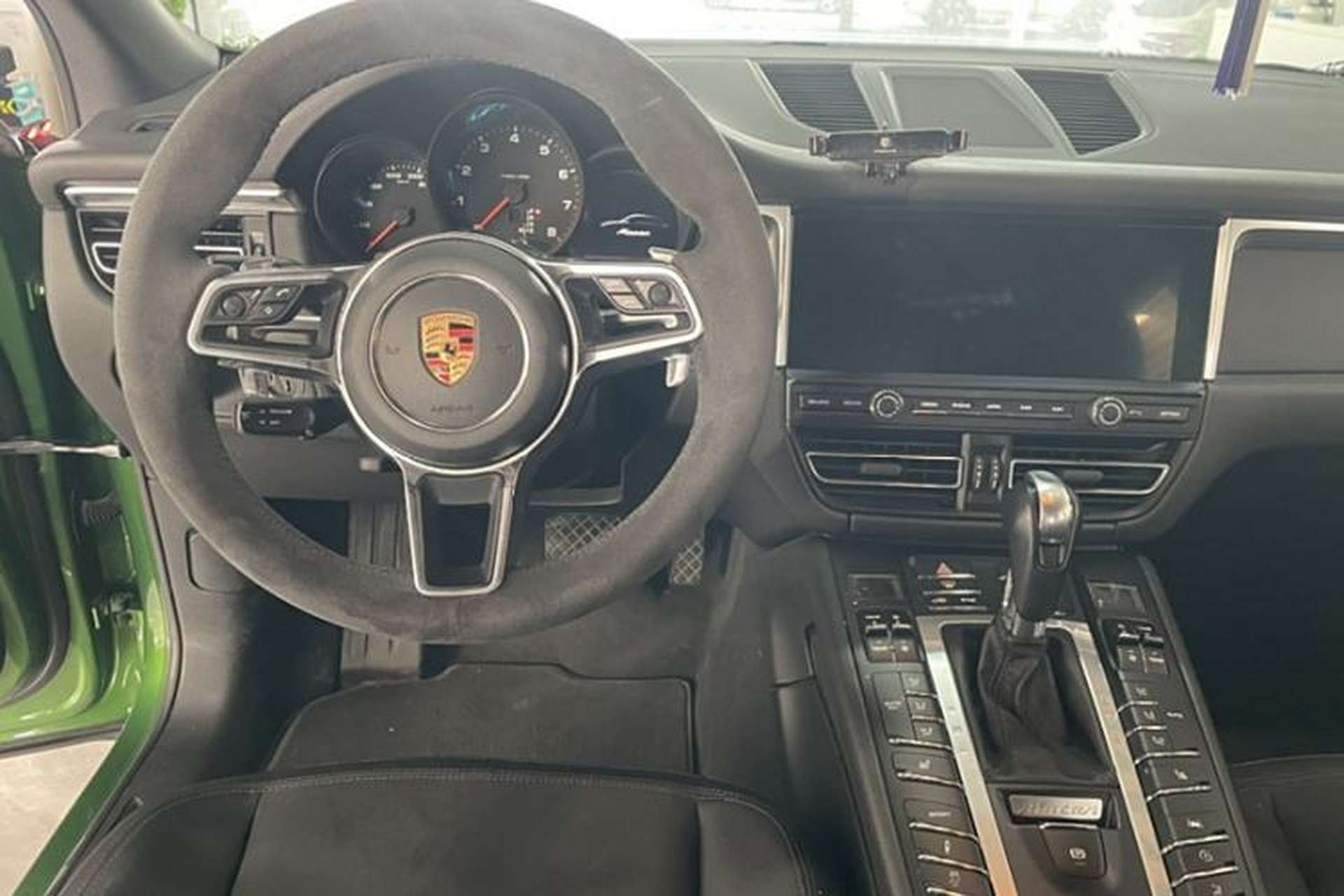 Used Porsche Macan 2018 Macan 2.0T Interior 4