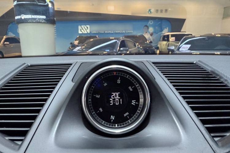 Used Porsche Macan 2020 Macan 2.0T Interior 2