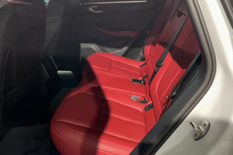 Used Porsche Macan 2024 Macan 2.0T Interior 1