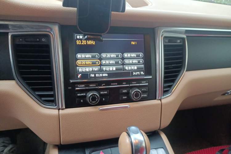 Used Porsche Macan 2014 Macan 2.0T Audio And AC Panel