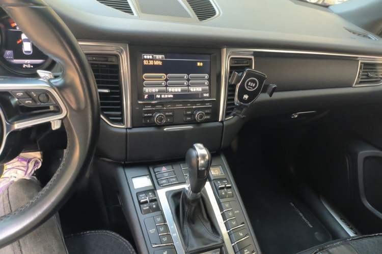 Used Porsche Macan 2014 Macan 2.0T Audio And AC Panel