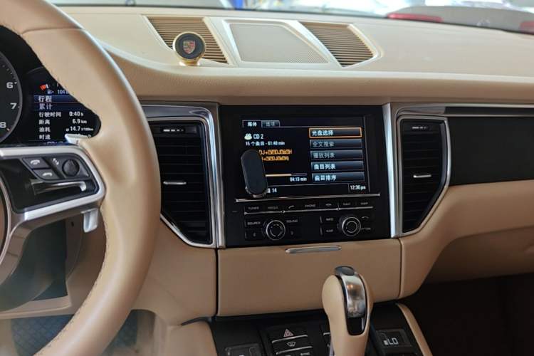 Used Porsche Macan 2014 Macan 2.0T Audio And AC Panel