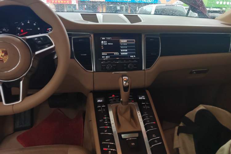Used Porsche Macan 2014 Macan 2.0T Audio And AC Panel