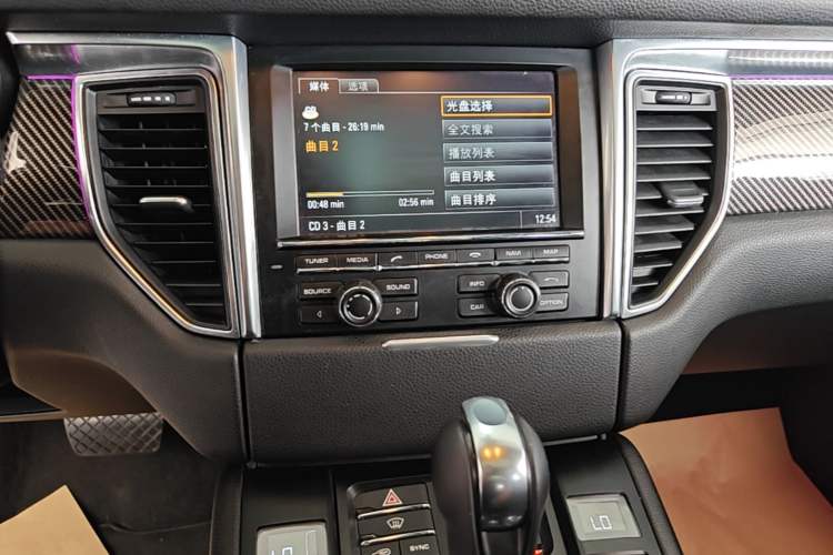 Used Porsche Macan 2014 Macan 2.0T Audio And AC Panel
