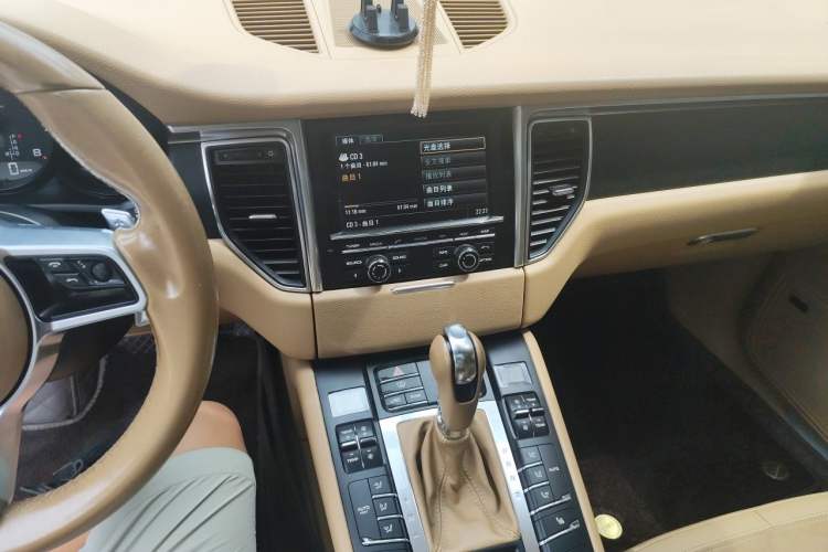 Used Porsche Macan 2014 Macan 2.0T Audio And AC Panel