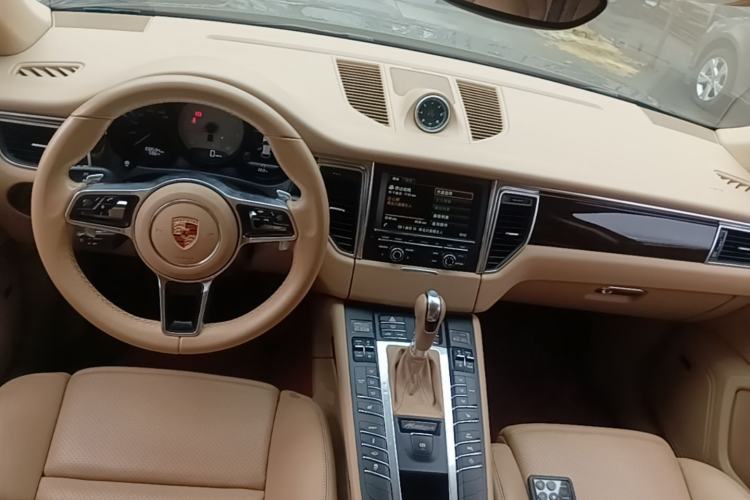 Used Porsche Macan 2014 Macan S 3.0T Center Console