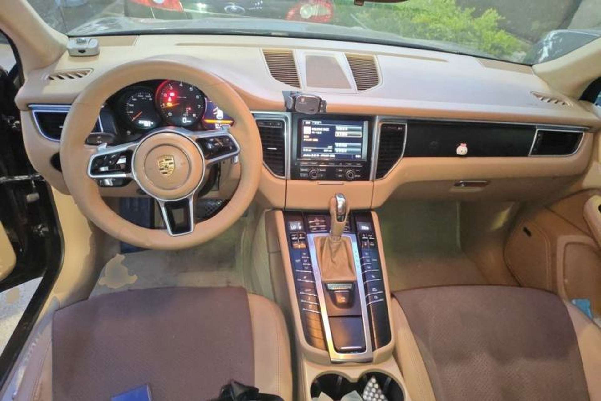 Used Porsche Macan 2014 Macan 2.0T Center Console