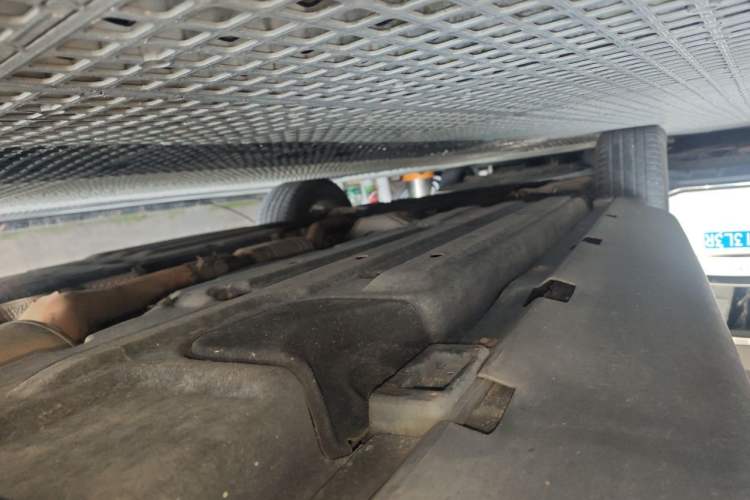 Used Porsche Macan 2014 Macan 2.0T Chassis Rear Left
