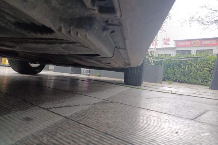 Used Porsche Macan 2014 Macan 2.0T Chassis Rear Right