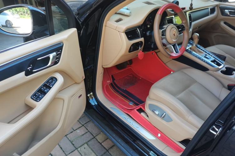 Used Porsche Macan 2014 Macan 2.0T Driver Seat
