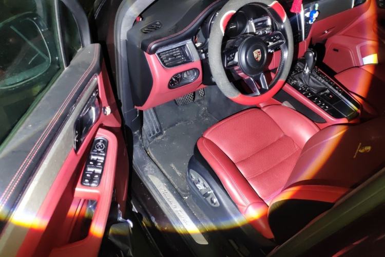 Used Porsche Macan 2014 Macan Turbo 3.6T Driver Seat