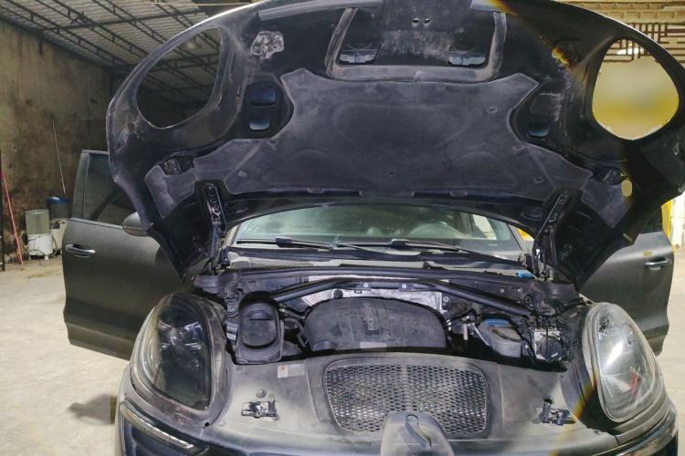 Used Porsche Macan 2014 Macan 2.0T Engine Bay