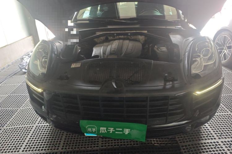 Used Porsche Macan 2014 Macan 2.0T Engine Bay