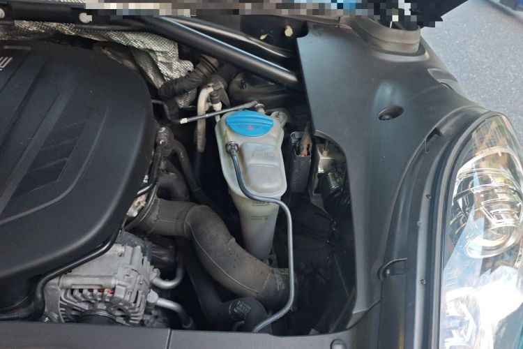 Used Porsche Macan 2014 Macan 2.0T Engine Bay Left