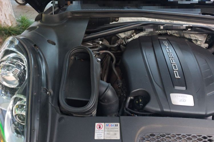 Used Porsche Macan 2014 Macan 2.0T Engine Bay Right