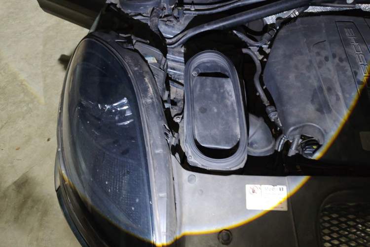 Used Porsche Macan 2014 Macan 2.0T Engine Bay Right