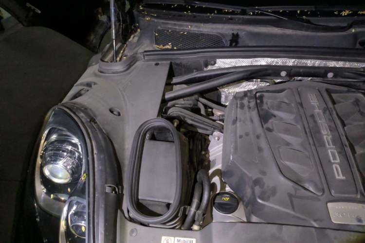 Used Porsche Macan 2014 Macan S 3.0T Engine Bay Right