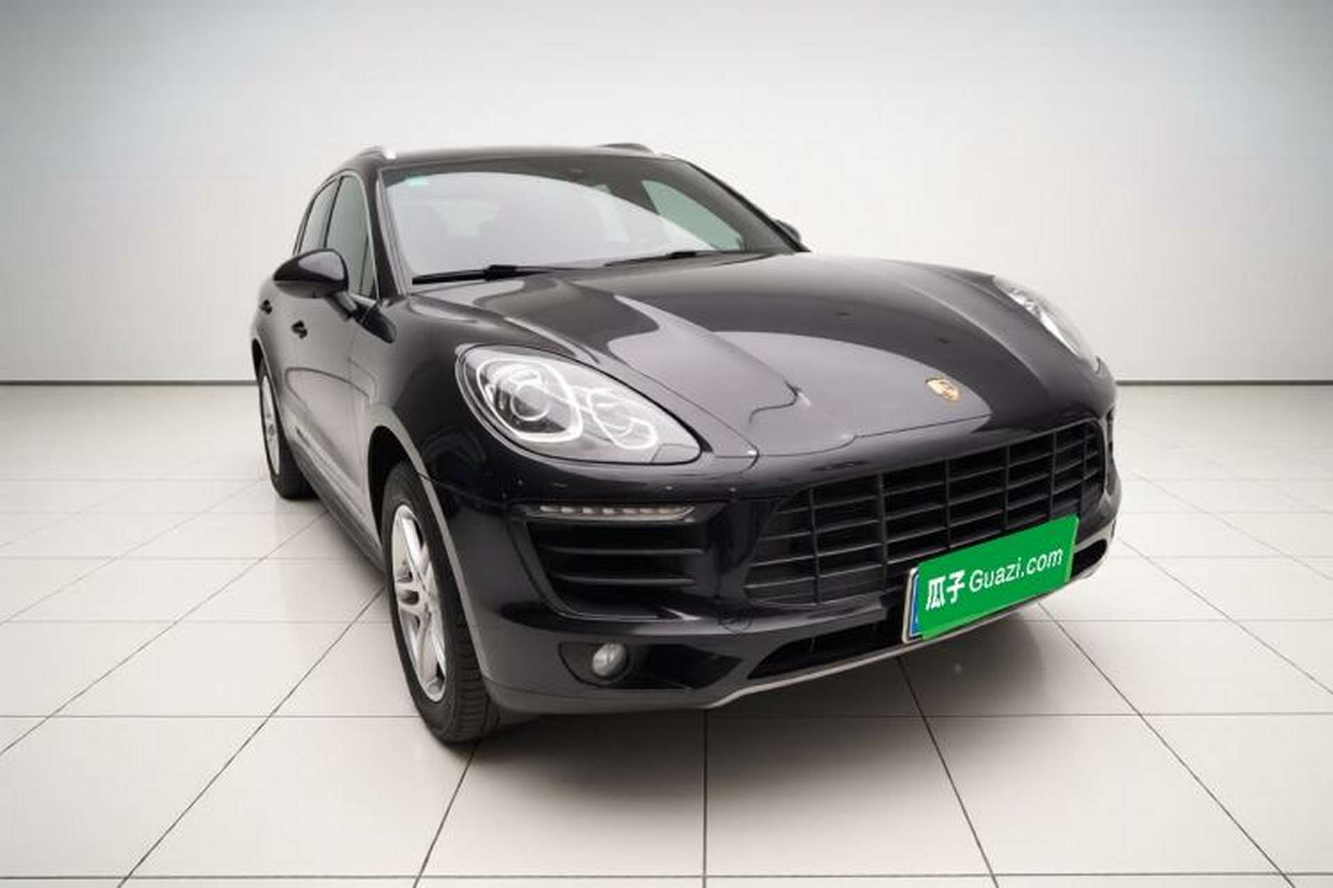 Used Porsche Macan 2014 Macan 2.0T Exterior 2