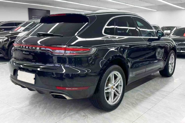 Used Porsche Macan 2014 Macan 2.0T Exterior 2