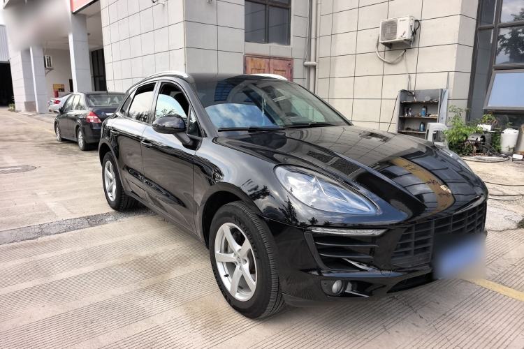Used Porsche Macan 2014 Macan 2.0T Exterior 2