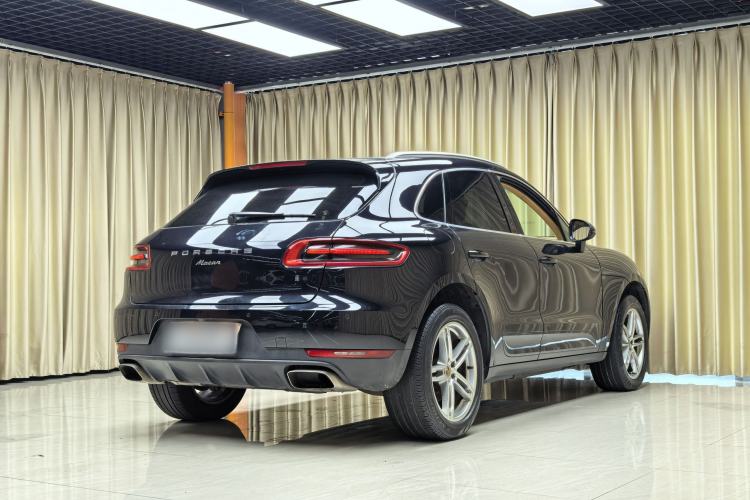 Used Porsche Macan 2014 Macan 2.0T Exterior 3