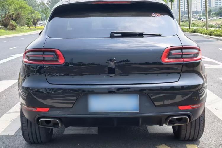 Used Porsche Macan 2014 Macan 2.0T Exterior 4