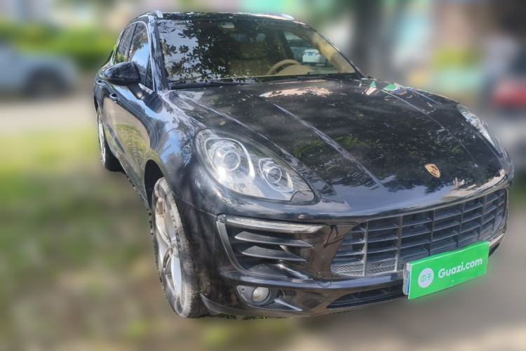 Used Porsche Macan 2014 Macan 2.0T Front Right 45 Deg