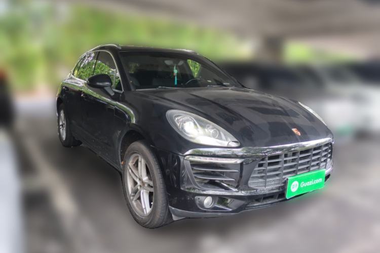 Used Porsche Macan 2014 Macan 2.0T Front Right 45 Deg