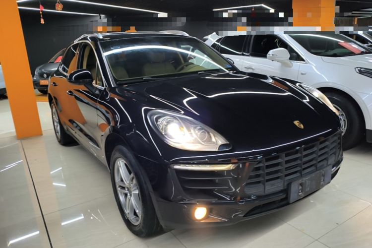 Used Porsche Macan 2014 Macan 2.0T Front Right 45 Deg