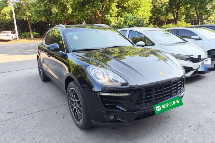 Used Porsche Macan 2014 Macan 2.0T Front Right 45 Deg
