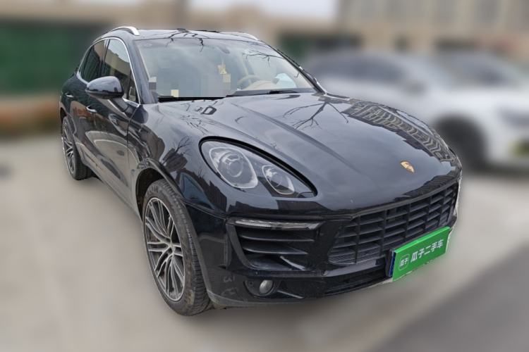 Used Porsche Macan 2014 Macan S 3.0T Front Right 45 Deg
