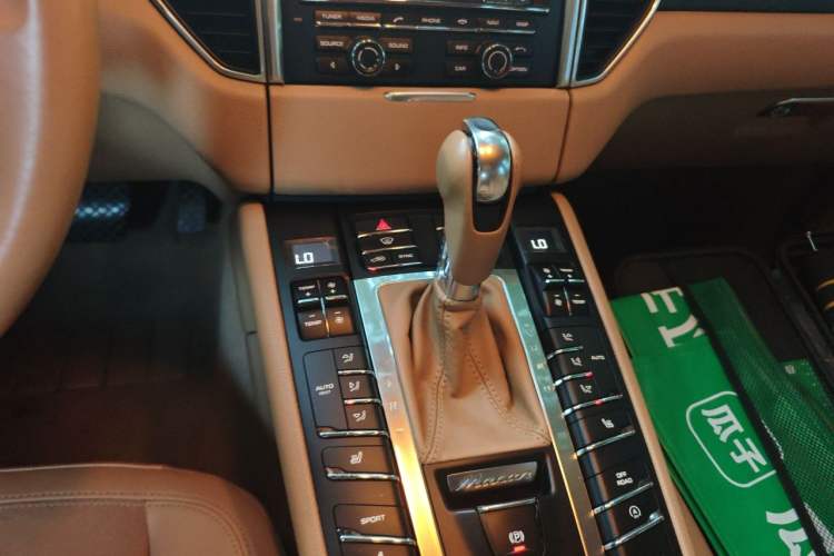 Used Porsche Macan 2014 Macan 2.0T Gear Lever