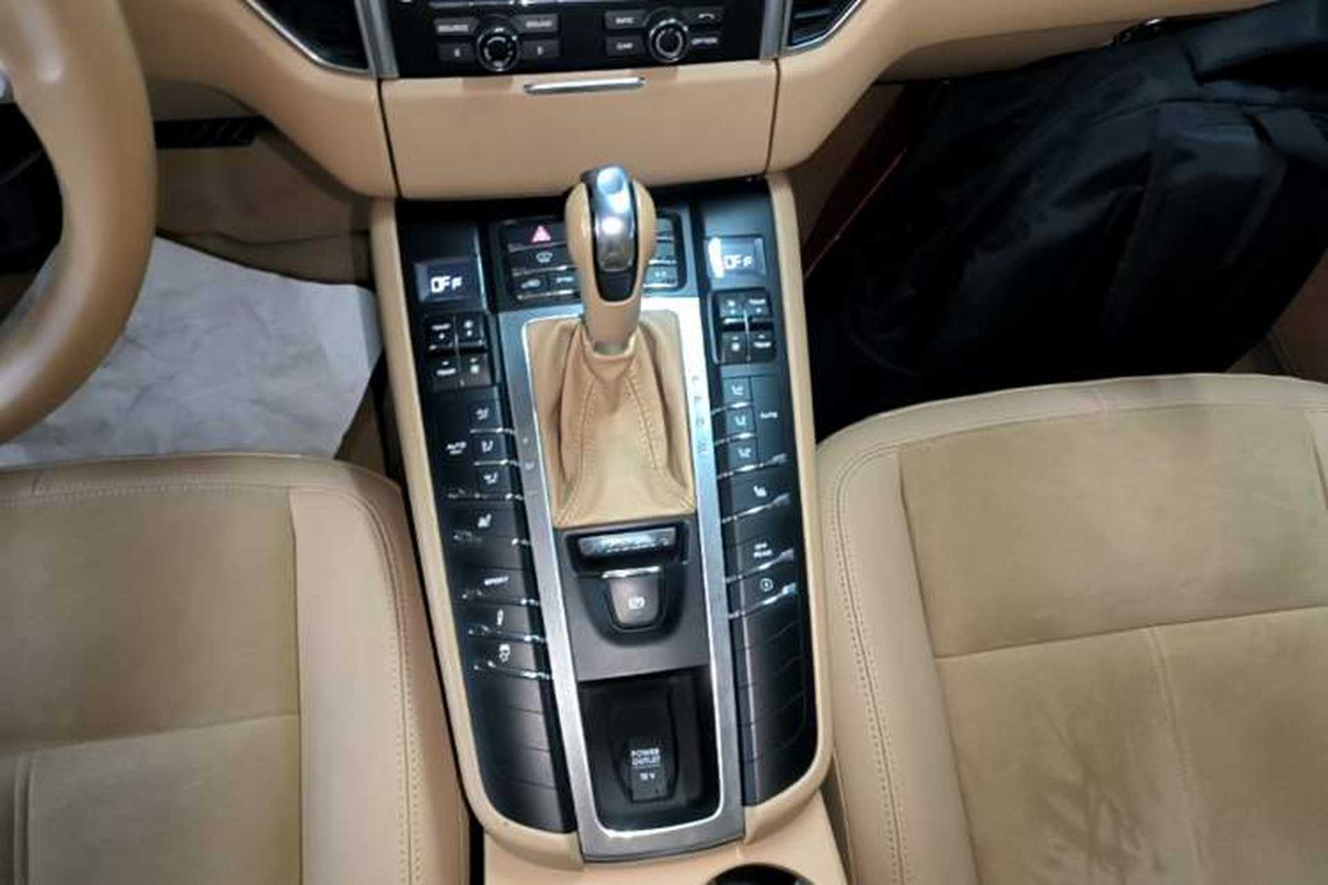 Used Porsche Macan 2014 Macan 2.0T Gear Lever