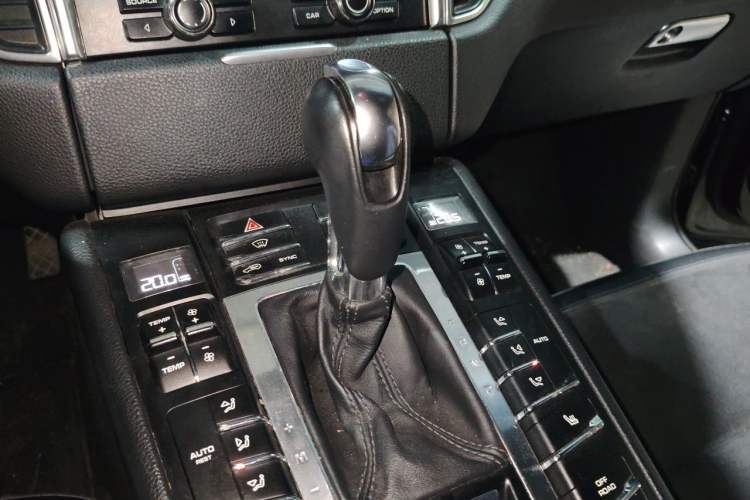 Used Porsche Macan 2014 Macan 2.0T Gear Lever