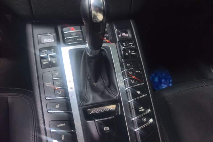 Used Porsche Macan 2014 Macan 2.0T Gear Lever