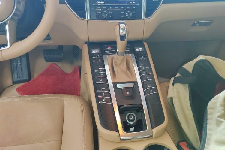 Used Porsche Macan 2014 Macan 2.0T Gear Lever