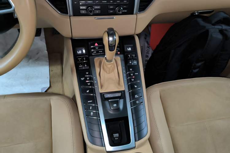 Used Porsche Macan 2014 Macan 2.0T Gear Lever