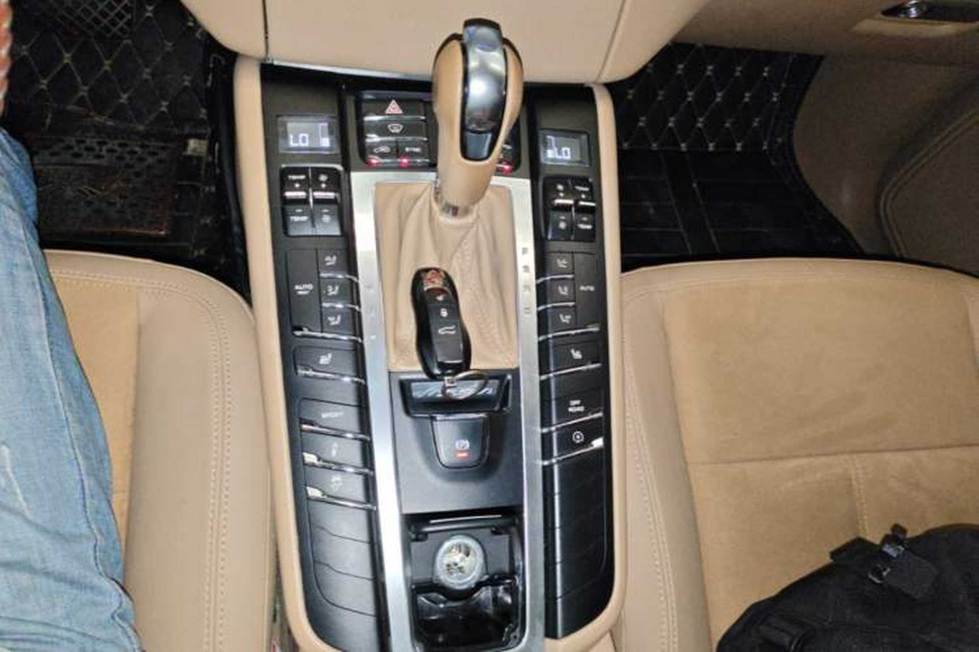 Used Porsche Macan 2014 Macan 2.0T Gear Lever