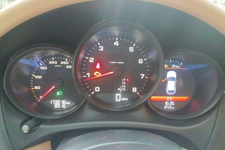Used Porsche Macan 2014 Macan 2.0T Instrument Cluster